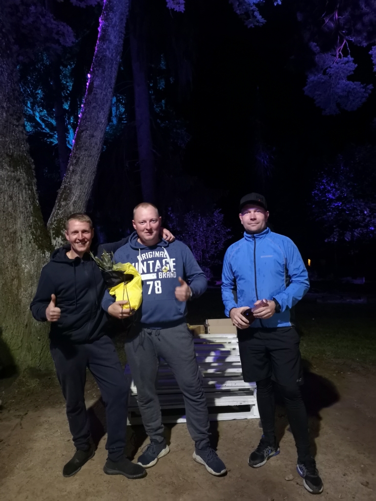 Nakts velo orientēšanās pulcē 19 komandas