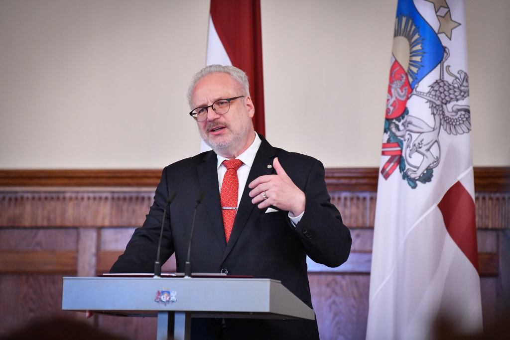 Nacionālās identitātes stiprināšanai – savs likums