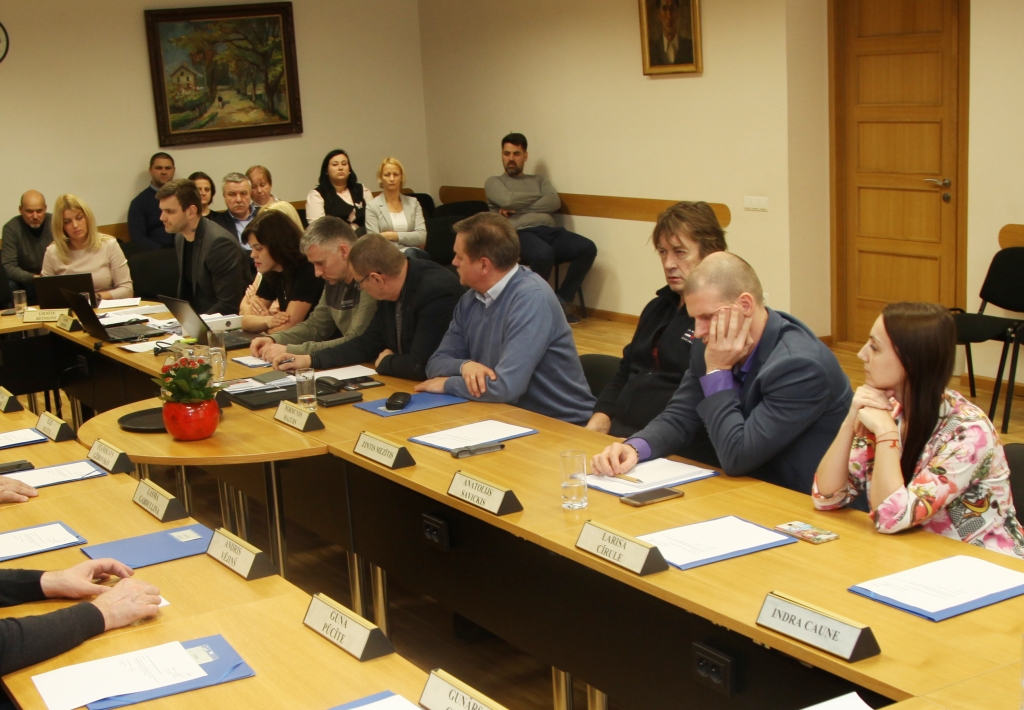 Likums atļauj nepubliskot