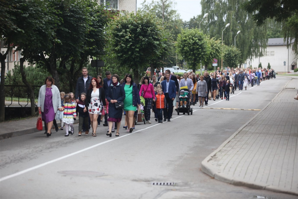 FOTO: Zinību diena Gulbenē