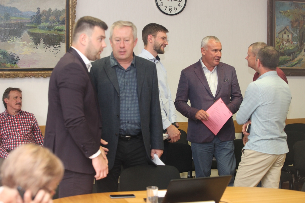 Biedrība dalās savās iecerēs ar vietējiem deputātiem