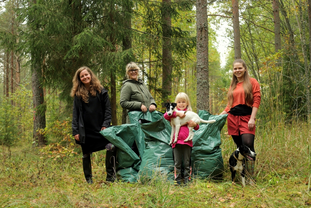 Brīvprātīgie sakopj Jaungulbenes silu