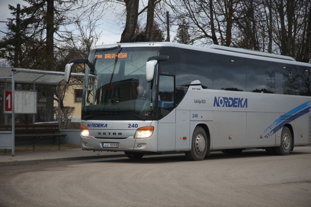 No reģionālajiem autobusu pārvadātājiem lielāko papildu finansējumu saņems "Cata"