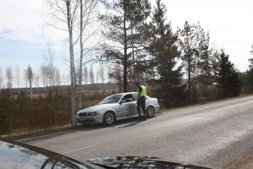 Notiek 24 stundu ātruma kontroles maratons