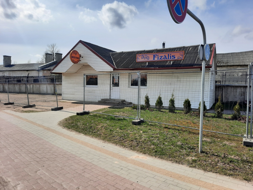 Zemes īpašnieks nemierā ar bistro “Fizālis” atrašanās vietu