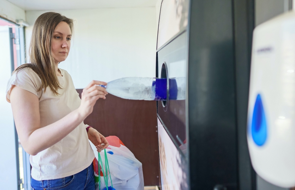 Depozīta sistēmas dzērienu iepakojuma āra kiosks būs arī Gulbenē