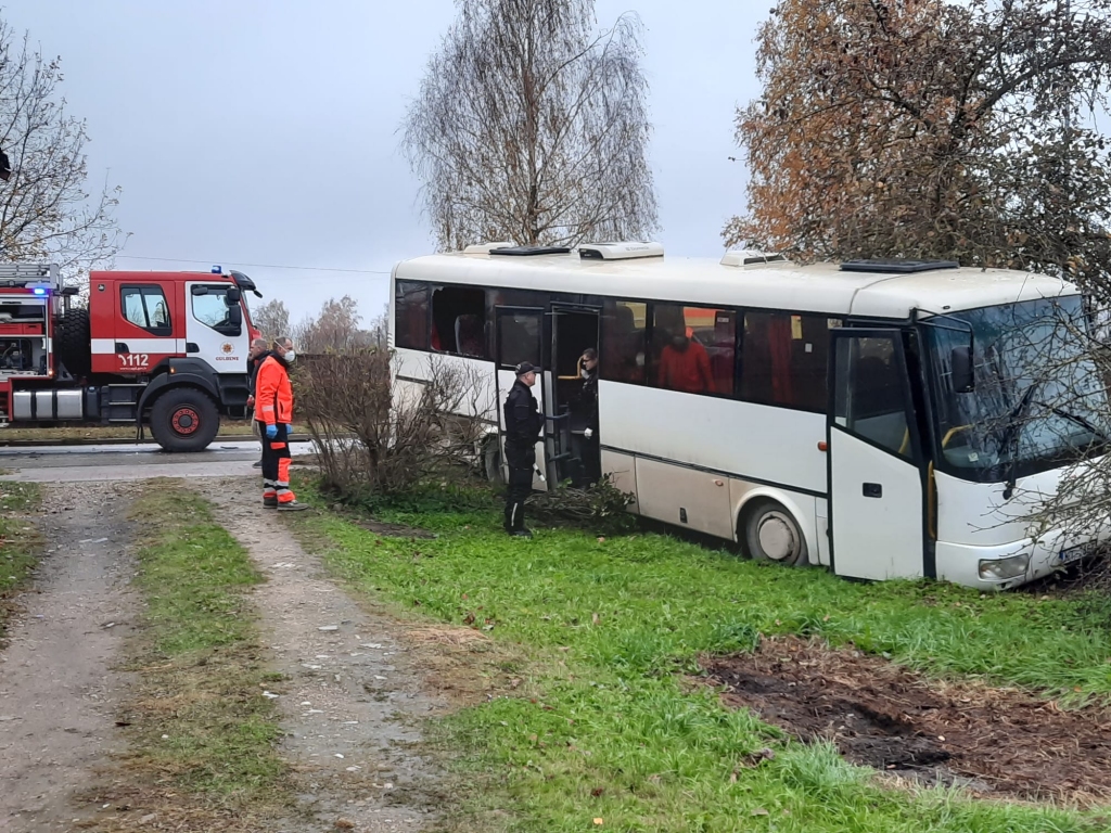 Policija ierosina administratīvo procesu par avāriju Dzelzceļa ielā Gulbenē